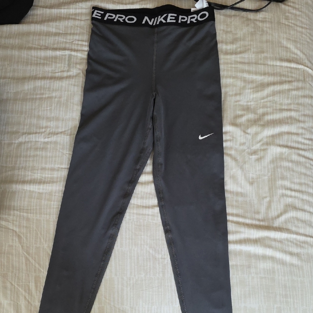 Women's Nike Pro 7/8 Training Pant Sz S